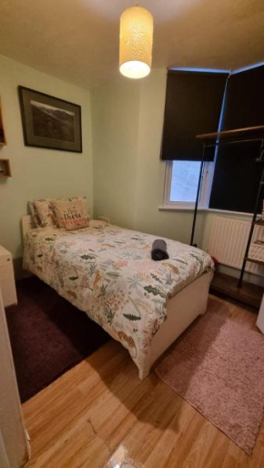 Private single room guest sleep